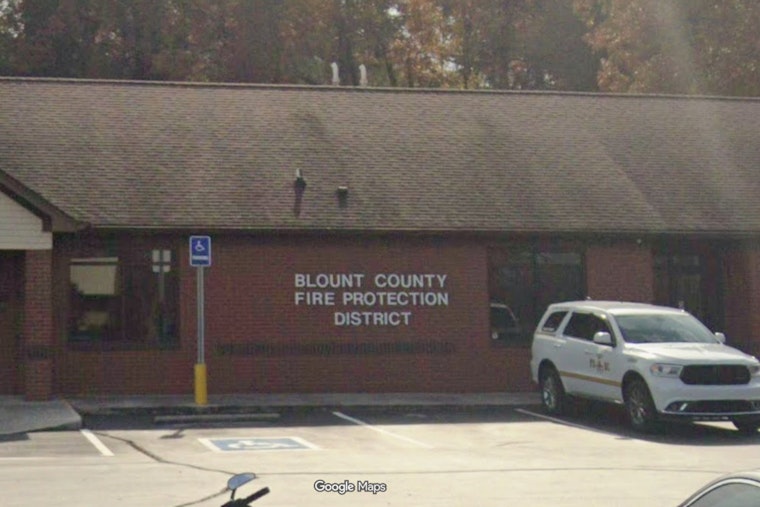 Maryville Fire Board Shrugs Off Fraud Alarm, Keeps Engines Running