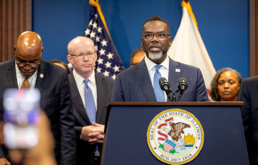 Mayor Johnson Swaps Vacant Lawndale Lots For New Homes In $6.5 Million Trumbull Gamble
