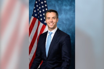 McGarvey Demands Release Of Louisville ICE Detainee Without Sickle Cell Meds