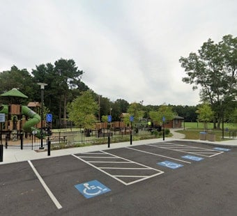 Medway Cops Nab Woman Found Half-Naked In Park Bathroom Near Kids’ Camp