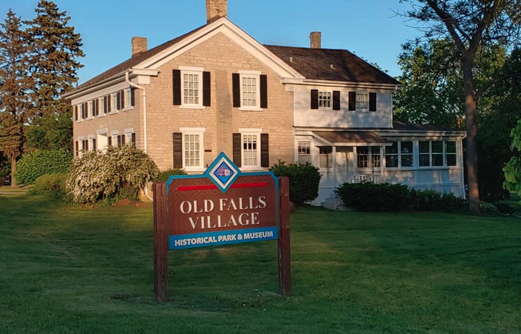 Menomonee Falls History Buffs Plot Takeover Of Old Falls Village Park