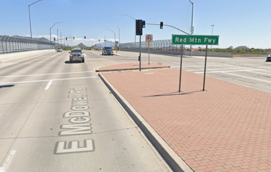 Mesa Man Killed In Late-Night House Stabbing By Loop 202