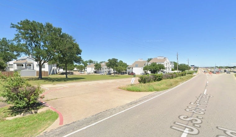 Mesquite Highway 80 Inferno Rips Through Westover On 80 Apartments