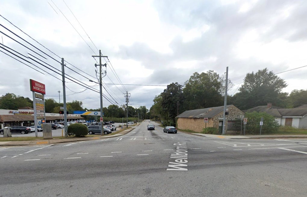 Midday Gunfire Rocks Lithonia Strip Mall, Leaves One Seriously Hurt