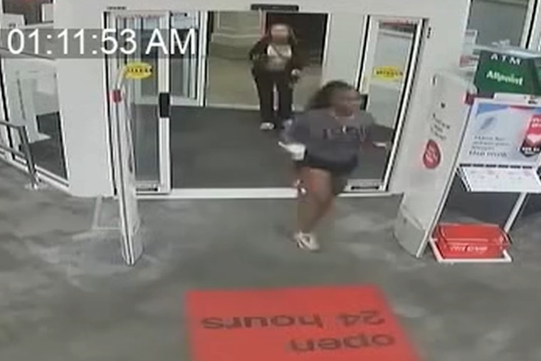 VIDEO: Middletown Police Seek Two Women After CVS Robbery And Assault