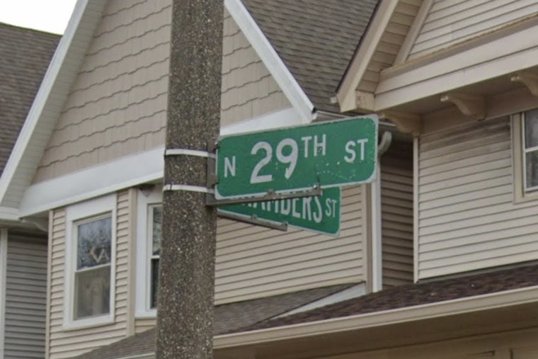 Midnight Inferno Guts Three Homes Near 29th and Chambers, but Everyone Walks Away