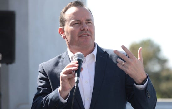Mike Lee Wants to Turn U.S. Hackers Into Cyber Bounty Hunters