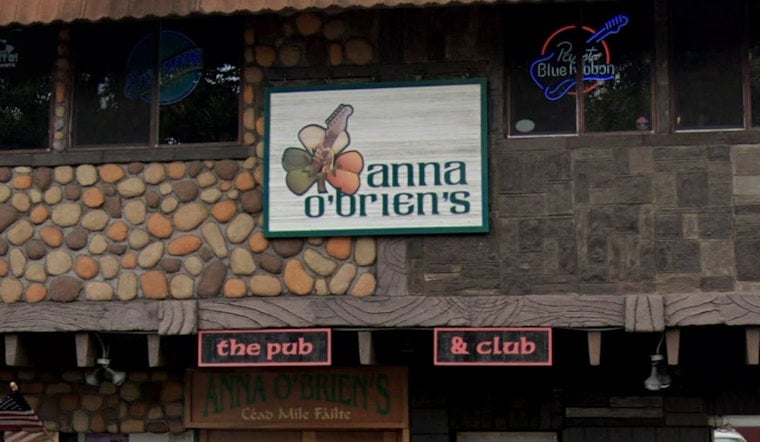 Moiliili Bar Legend Gets Rock-Star Reboot From Local One-Man Band