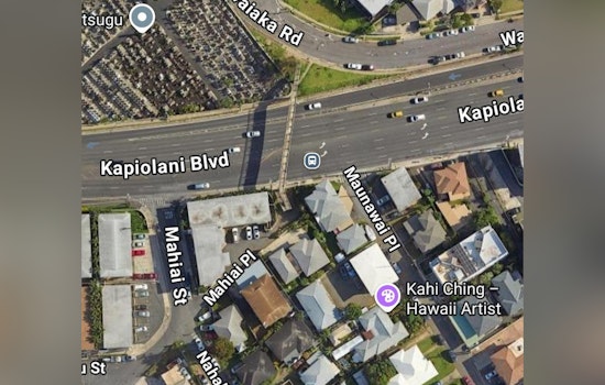 Moiliili U-Turn Crash Leaves Motorcyclist Dead On Kapiolani