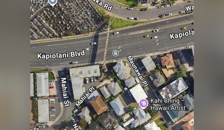 Moiliili U-Turn Crash Leaves Motorcyclist Dead On Kapiolani