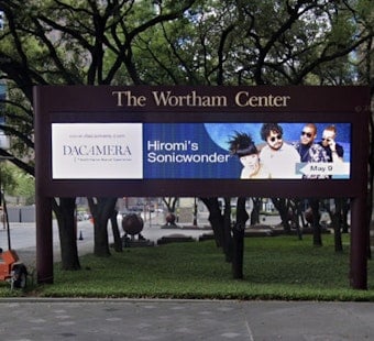 Morgan Freeman Brings Big-Screen Blues To Downtown Houston Stage