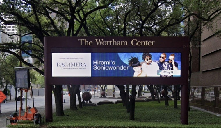 Morgan Freeman Brings Big-Screen Blues To Downtown Houston Stage