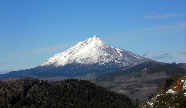 Mount Jefferson Horror: Idaho Climber Vanishes In 'Unsurvivable' Fall