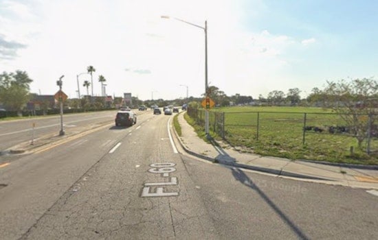 Mulberry Dad, Visiting Son Hurt as Ultralight Slams Onto SR 60