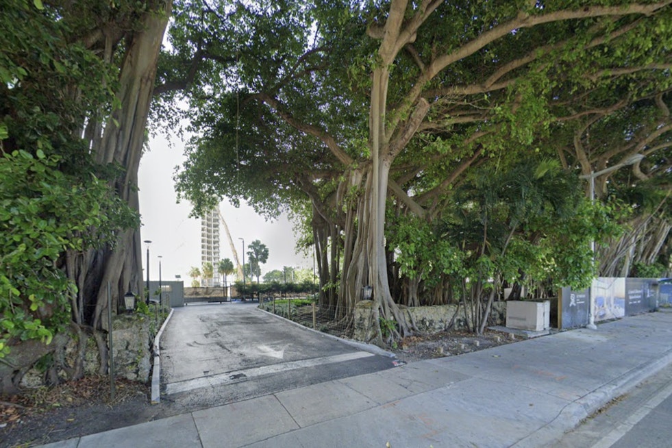 New York Couple Drops $47 Million On Miami St. Regis Penthouse