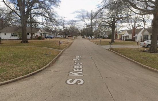 North Lawndale Carjacking Chaos: West Side Man Shot in Early-Morning Stickup