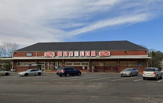 Northwest Atlanta Showdown: Neighbors Fight Storage Plan To Save Last Grocery
