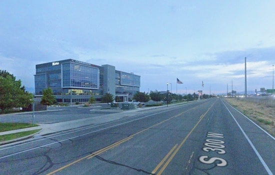Nursing Giant Chamberlain Muscles Into Sandy With New BSN Campus