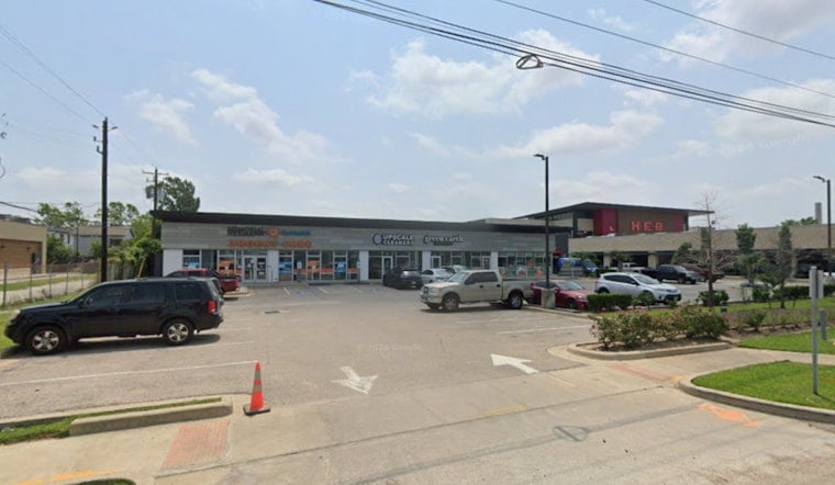 NYC Landlords Snag Heights Strip Center in Bidding War Across From New H‑E‑B