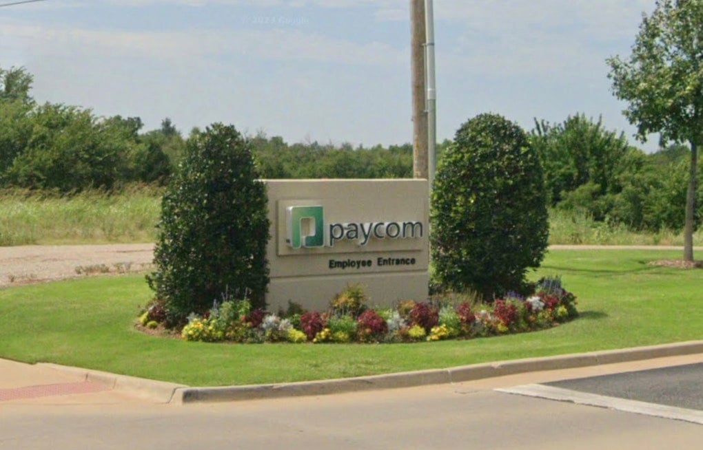 OKC Payroll Giant Accused Of Axing Worker After Allergy Emergency