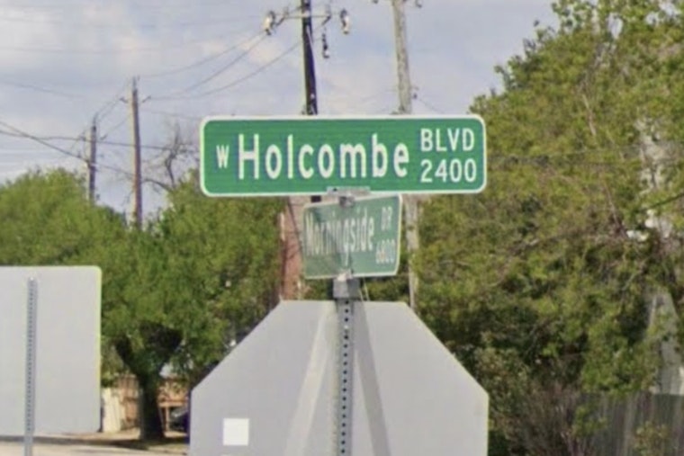 Old Holcombe Bank Near Rice Village Gets Scooped by Andy's Frozen Custard