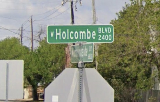Old Holcombe Bank Near Rice Village Gets Scooped by Andy's Frozen Custard