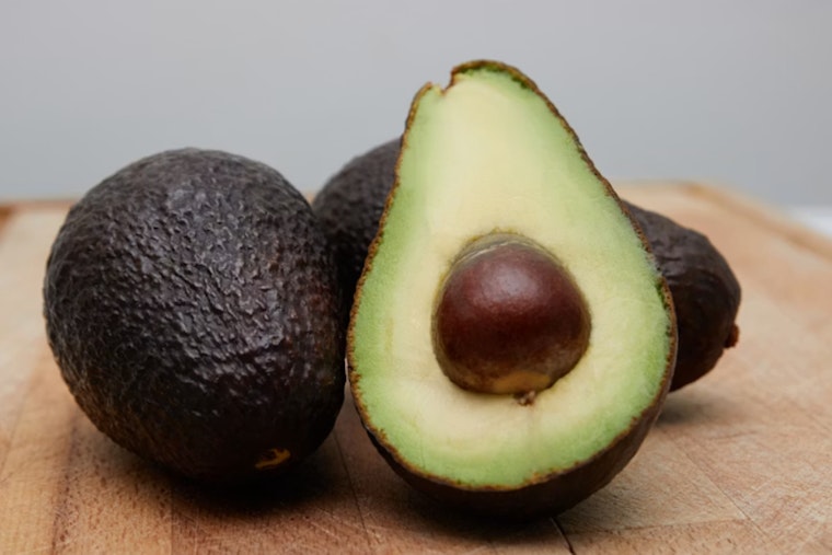 One Avocado A Day May Lower Bad Cholesterol