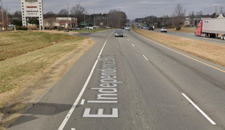 One Dead, One Hurt in Independence Blvd Crash in Charlotte