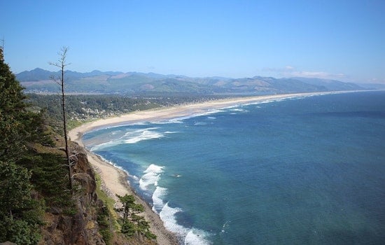 Oregon Moves To Slap Tolls On Undersea Internet Cables