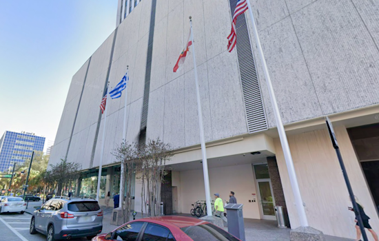 Orlando Clinic CEO, VA Employee Plead Guilty In Kickback Scheme
