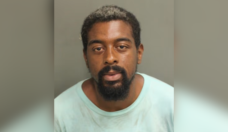 Orlando Pool Panic as Man Allegedly Grabs Girl, Then Drops for Push-Ups