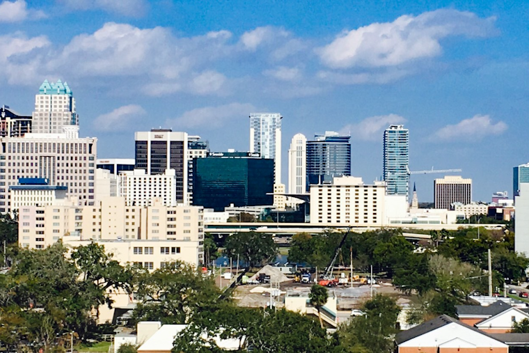 Orlando Turns Into Steam Room as Holiday Heat and Pop-Up Storms Muscle In