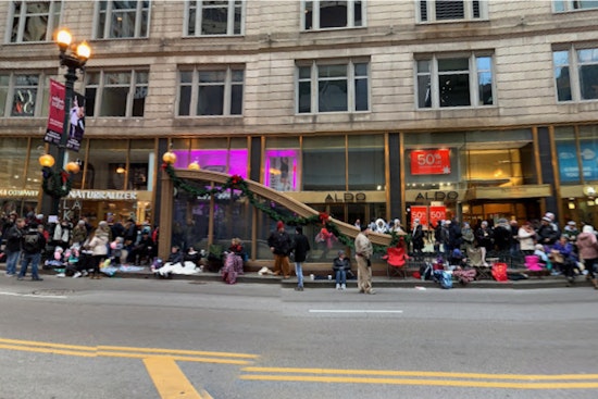 Palmer House Storefront Shake-Up: State Street Strip Heads To Auction