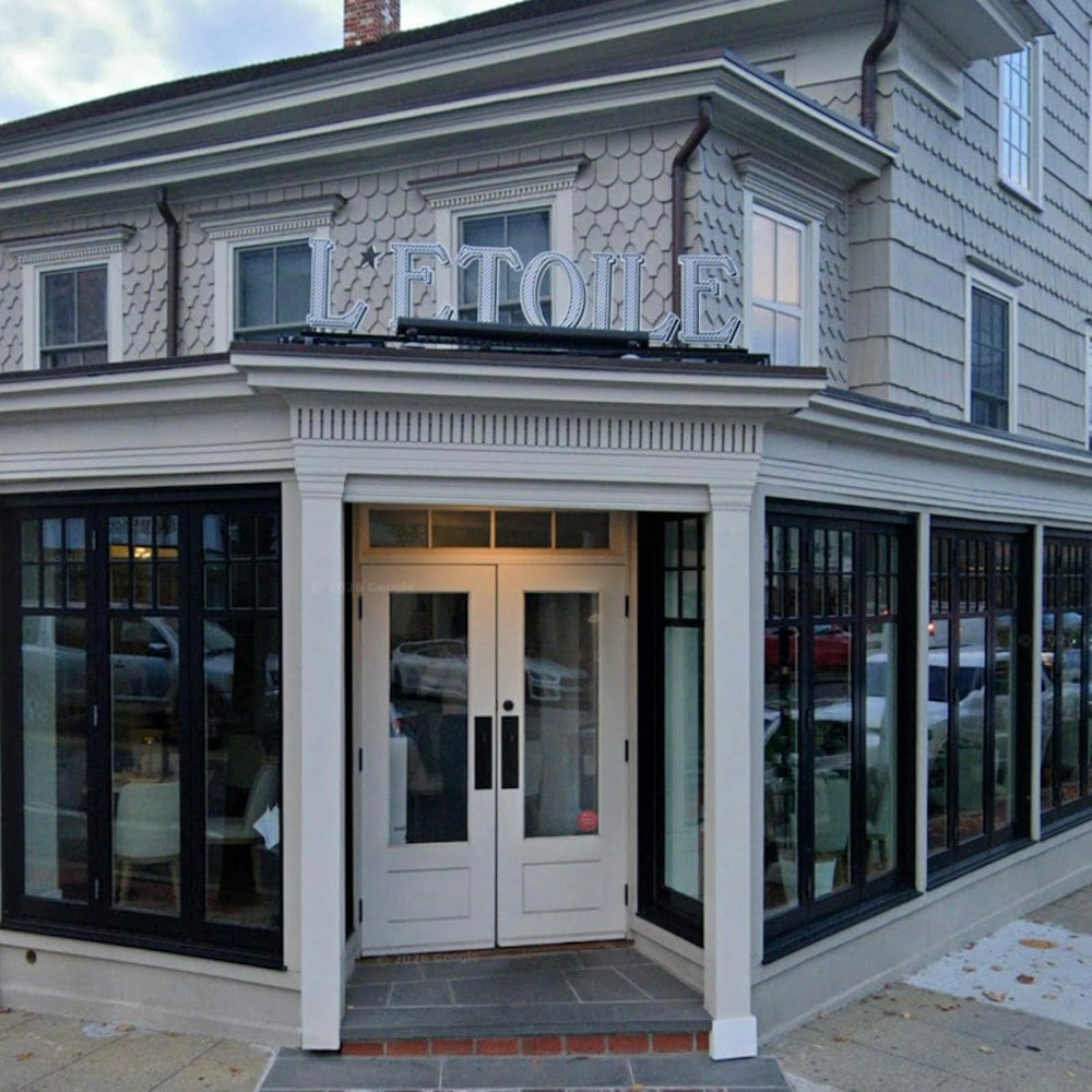 Paris Lands On South Street As L'Etoile Revives Oyster Bay Icon