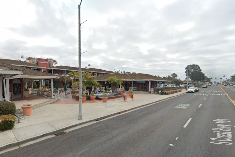 Paris Slips Onto Highway 101 As Mon Cheri Quietly Charms Encinitas