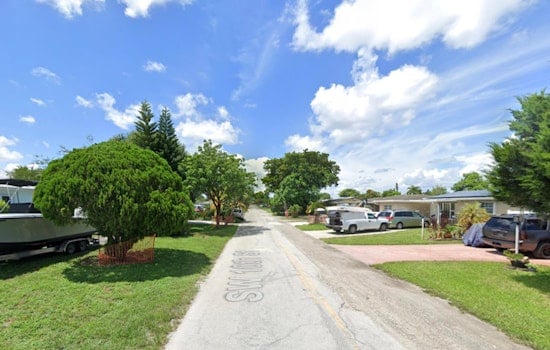 Pembroke Pines Street Gives Way As Sinkhole Shuts Down SW 10th