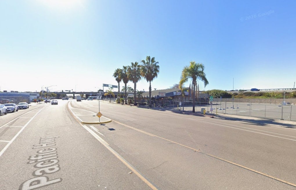 Perry’s Cafe Site Flipped Into 223-Unit Old Town Apartment Tower