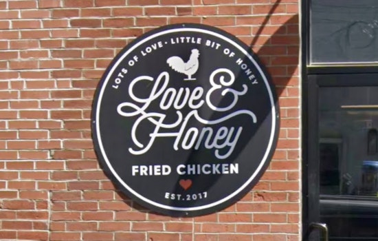 Philly’s Love & Honey Fried Chicken Buzzes Into Barclays Backyard