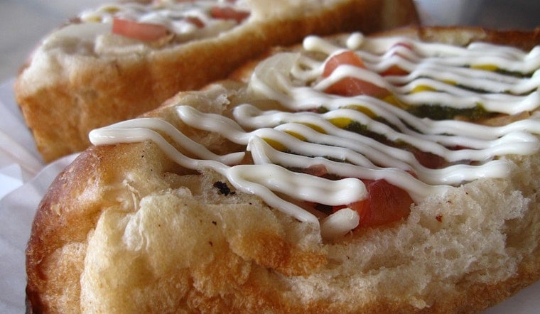 Phoenix Late-Night Hot Dog Legend El Caprichoso Crashes America’s Best List
