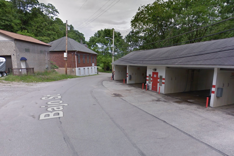 Pittsburgh Man Critical After Becks Run Car Wash Stabbing