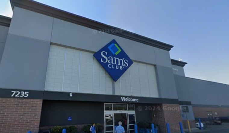 Plastic Chemical Scare Ruffles Feathers For Indy Rotisserie Chicken Shoppers