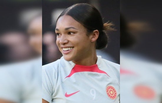 Thorns Go All In With Blockbuster Bid To Keep Star Sophia Wilson