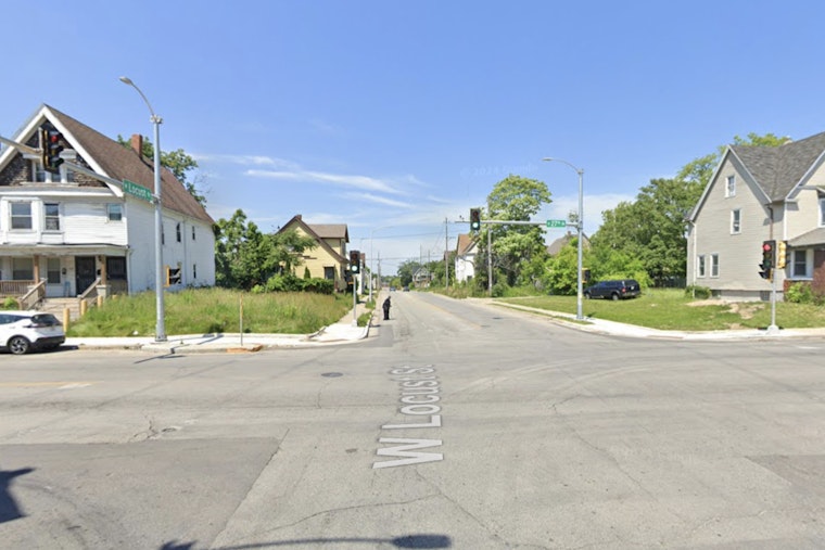 Pre-Dawn Chase Crash Slams 2 Squads, Injures 4 Milwaukee Officers