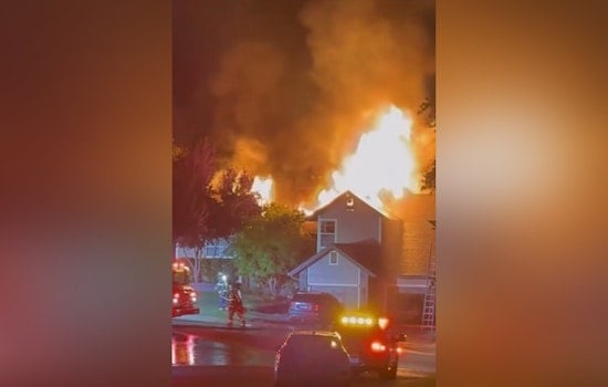 Pre-Dawn Folsom Inferno Guts Home, Injures Firefighter
