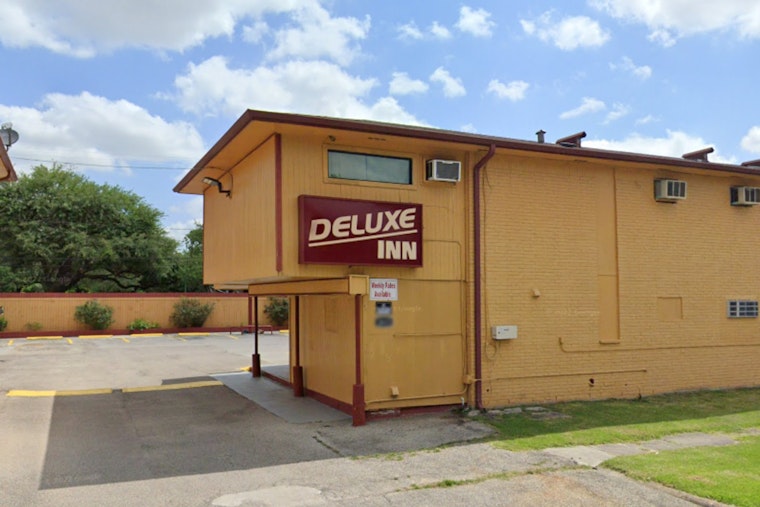 Pre-Dawn Inferno At Houston’s Deluxe Inn Leaves Two In Hospital