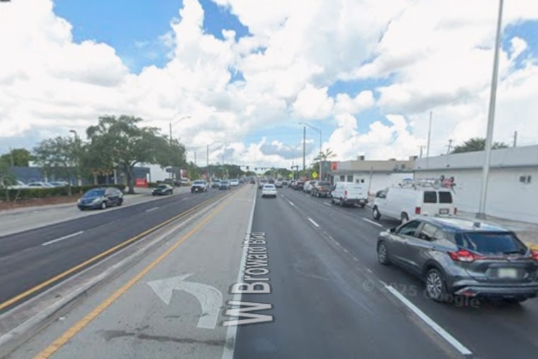 Pre-Dawn West Broward Blvd Crash Leaves Fort Lauderdale Biker Dead