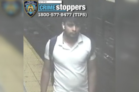 Queens Creep Hunted After Groping On E Train Platform
