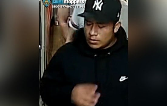 Queens Man Slashed In Arm During Attempted Robbery, NYPD Says