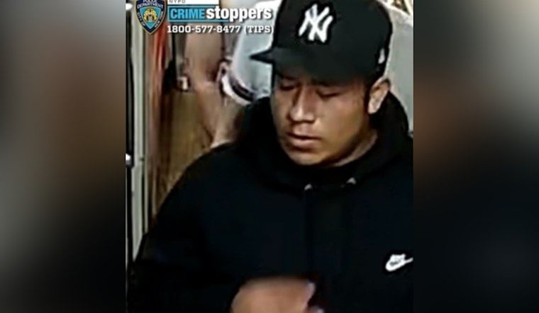 Queens Man Slashed In Arm During Attempted Robbery, NYPD Says
