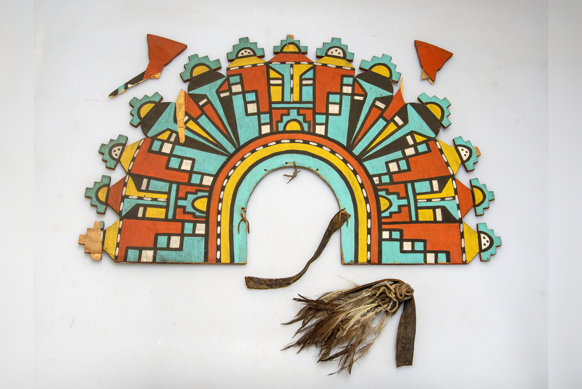 Rangers Seek Tourist After Hopi Headpiece Damage